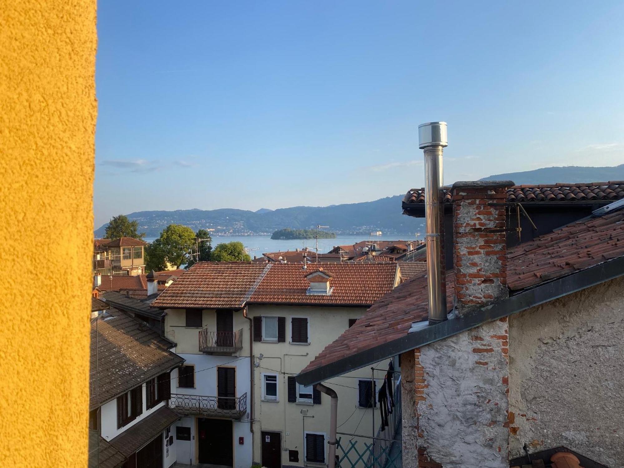 Penthouse Federico With Lake View - Residenza Silvana Verbania Exteriér fotografie