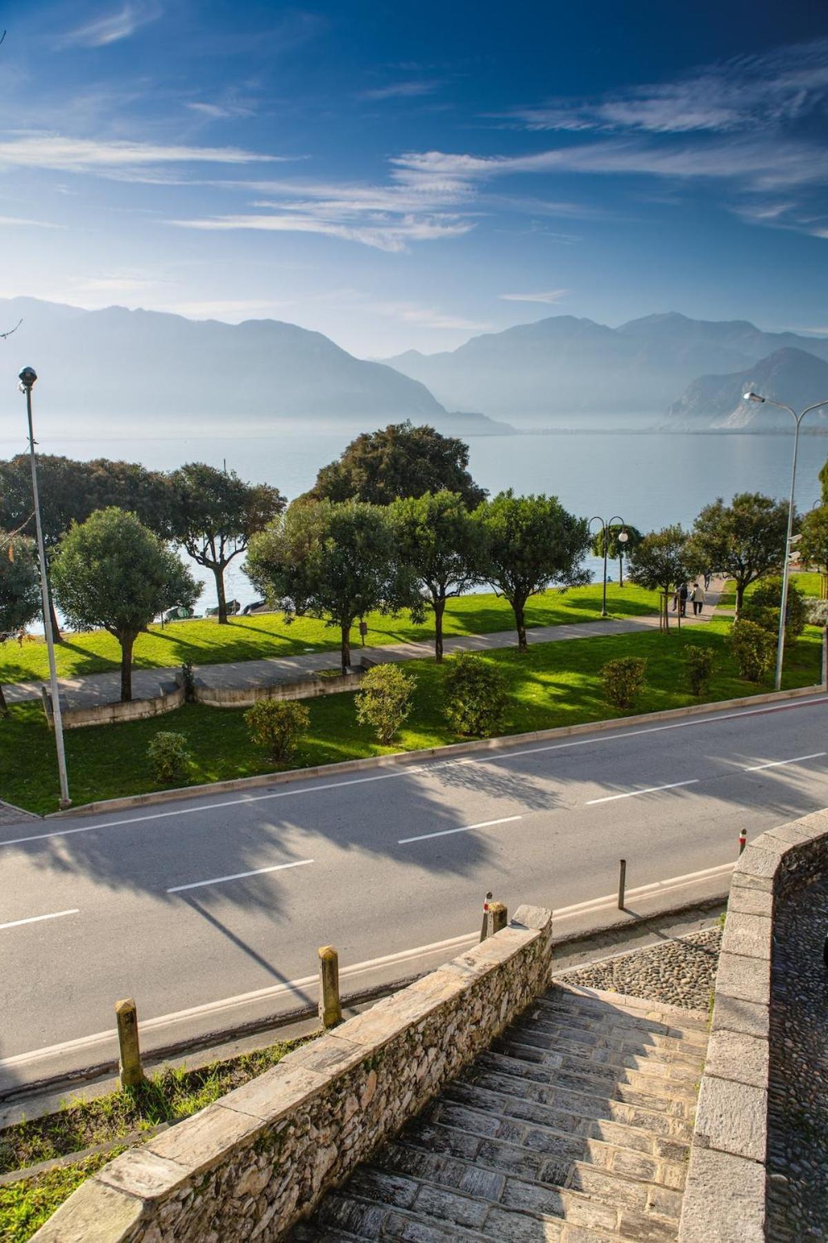 Penthouse Federico With Lake View - Residenza Silvana Verbania Exteriér fotografie